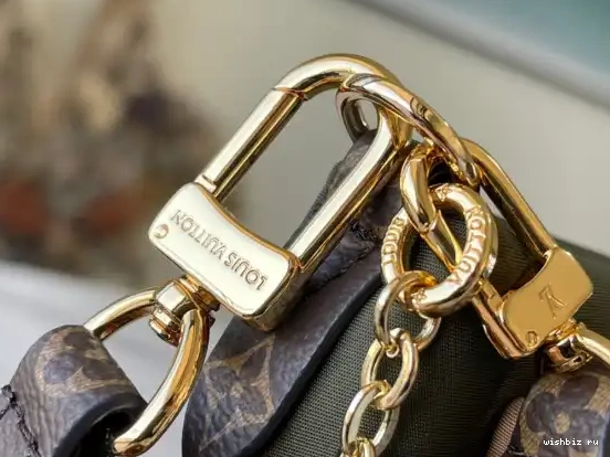 WIS MULTI VUITTON MAXI LOUIS POCHETTE ACCESSOIRES 0425